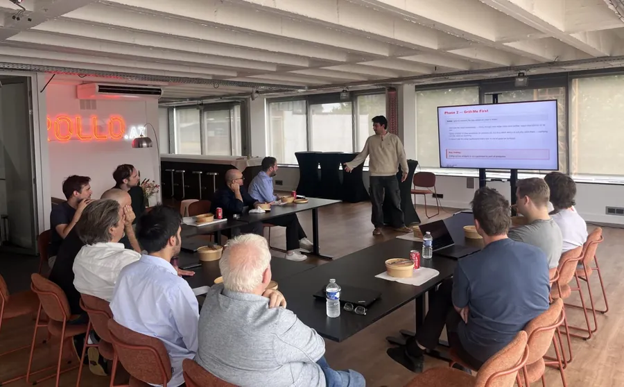Een Rollo-sessie op het kantoor in Antwerpen